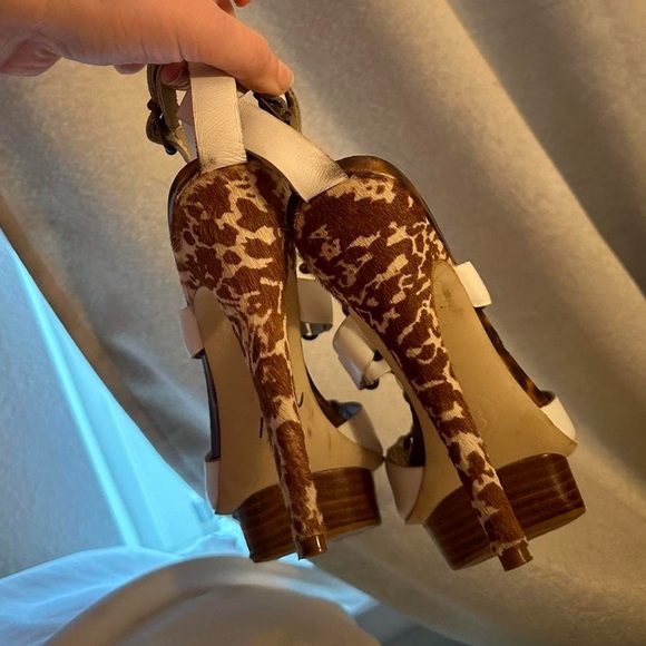 Y2K BEBE Giraffe print fur platform heels - Picture 4 of 8